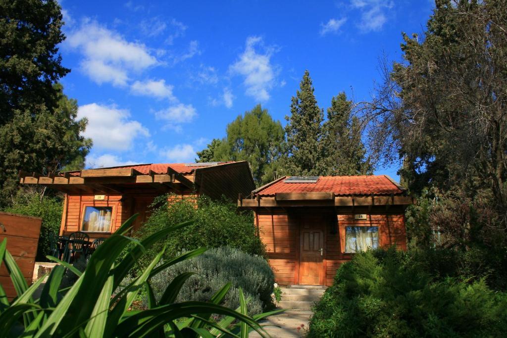 Zohar Badeshe Hotel Daliyya Bilik gambar